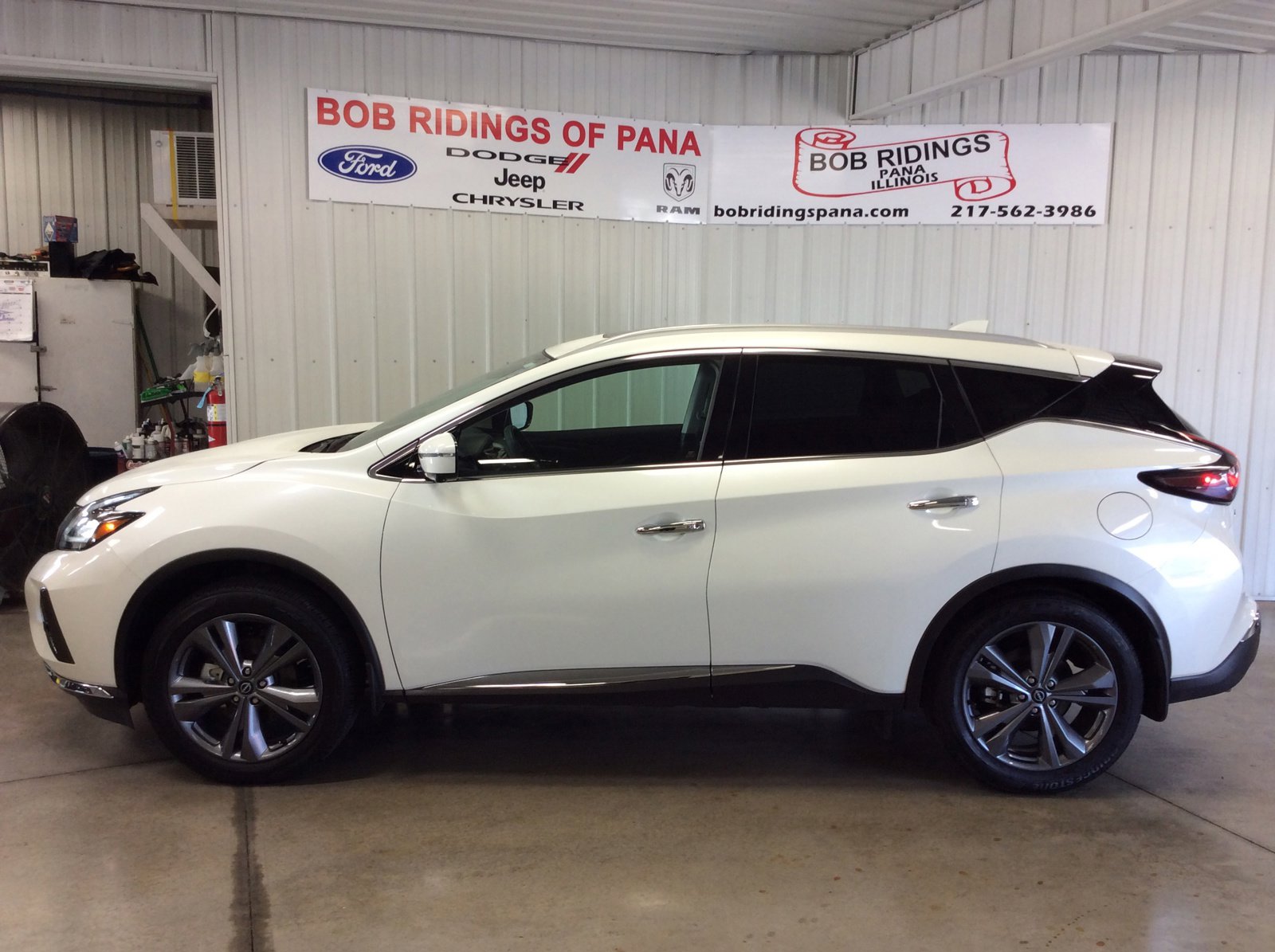 Used 2024 Nissan Murano Platinum with VIN 5N1AZ2DS8RC107807 for sale in Pana, IL