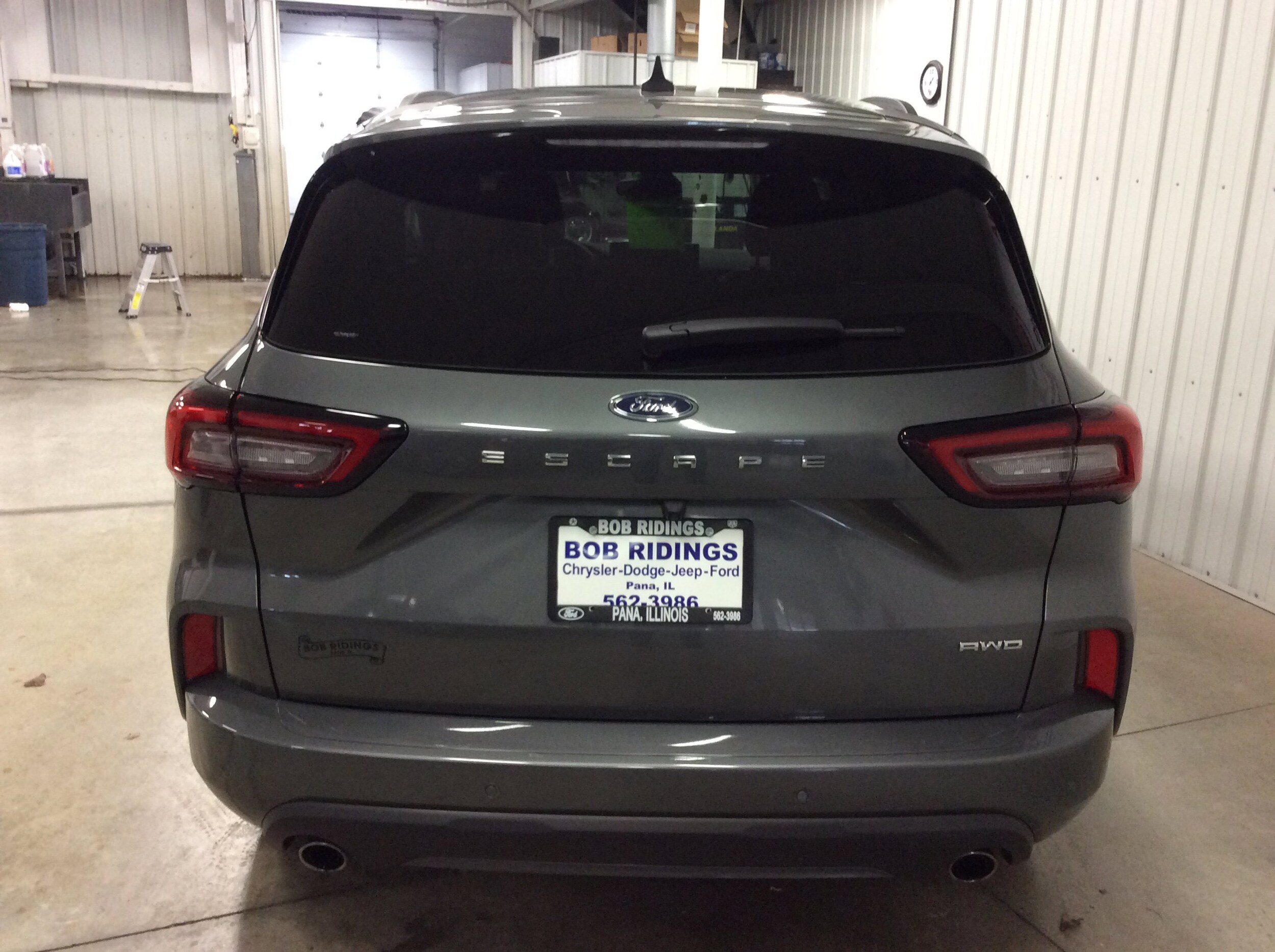 2023 Ford Escape ST-Line photo 4