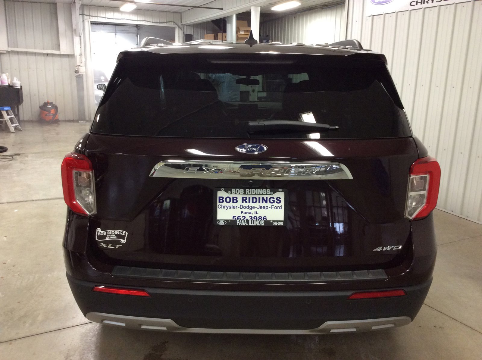 2023 Ford Explorer XLT photo 4
