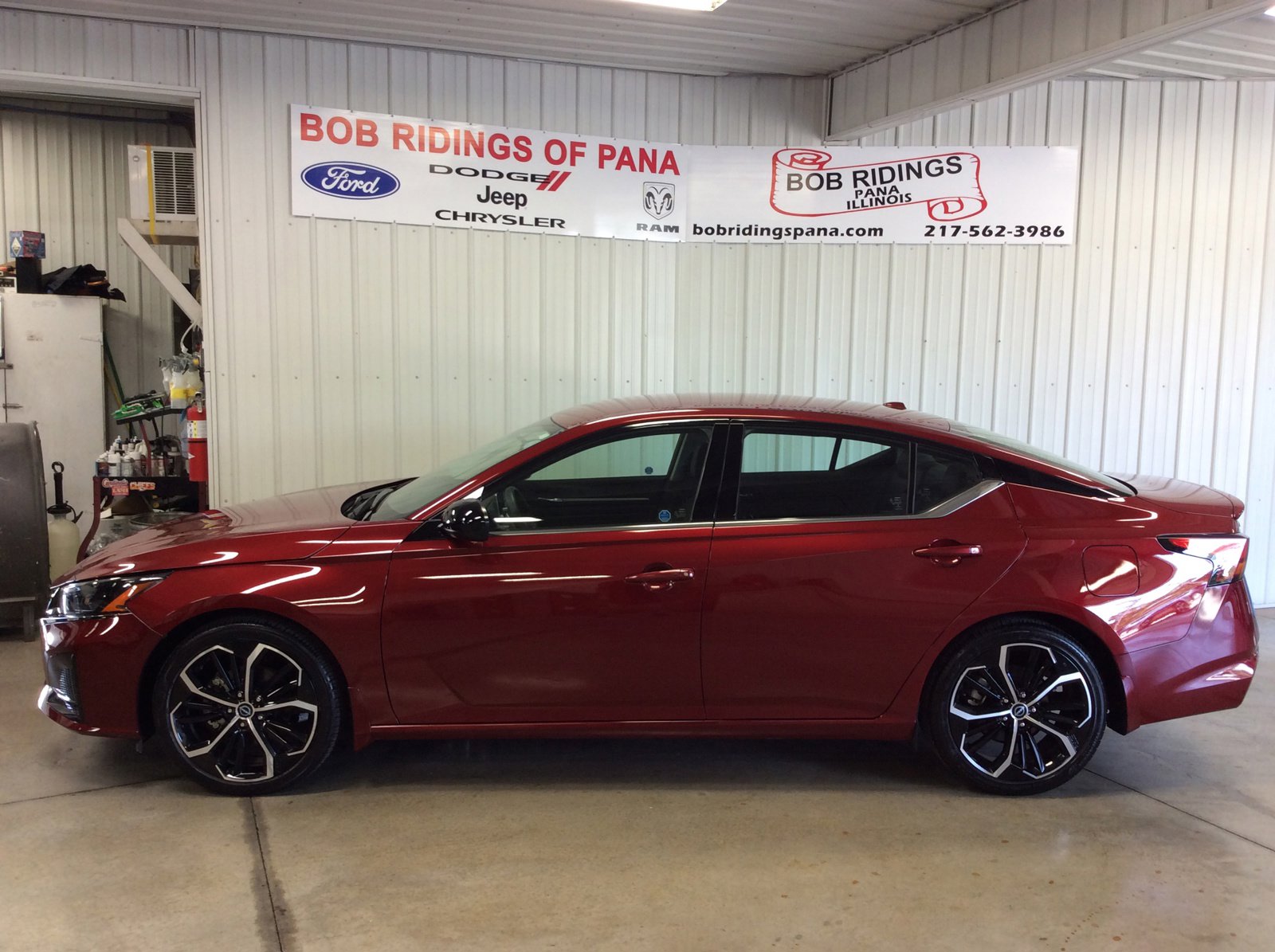 Used 2024 Nissan Altima SR with VIN 1N4BL4CV0RN343752 for sale in Pana, IL