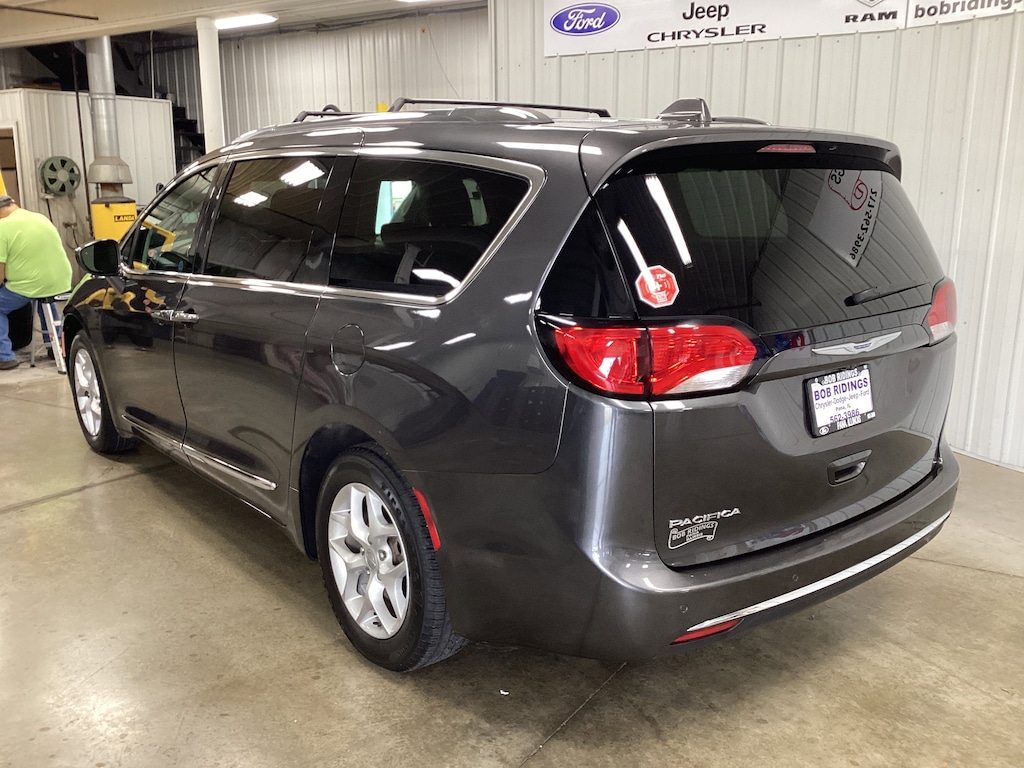 Used 2019 Chrysler Pacifica Touring L Plus Van Passenger Van