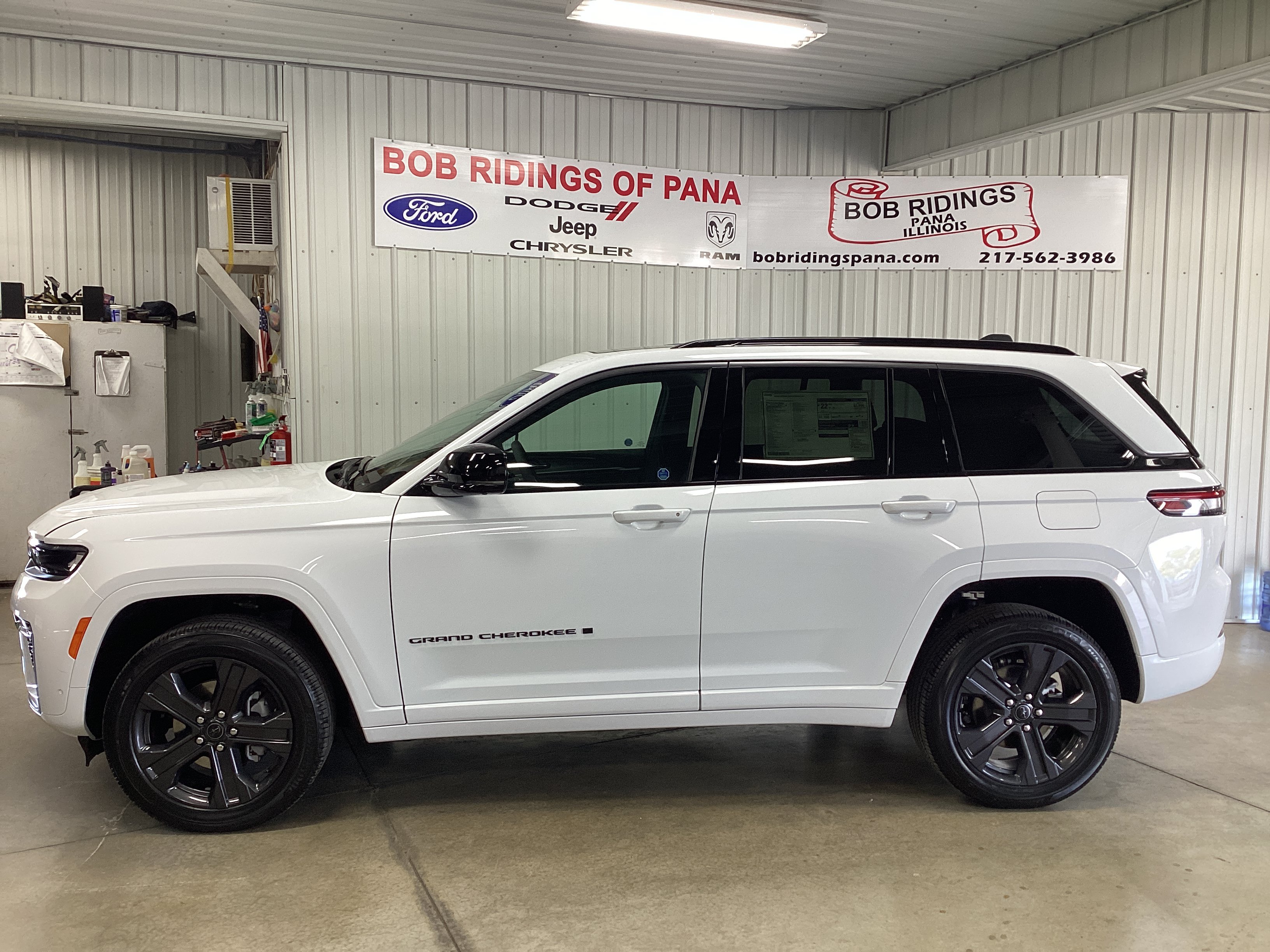 New 2027 Jeep Grand Cherokee Limited SUV