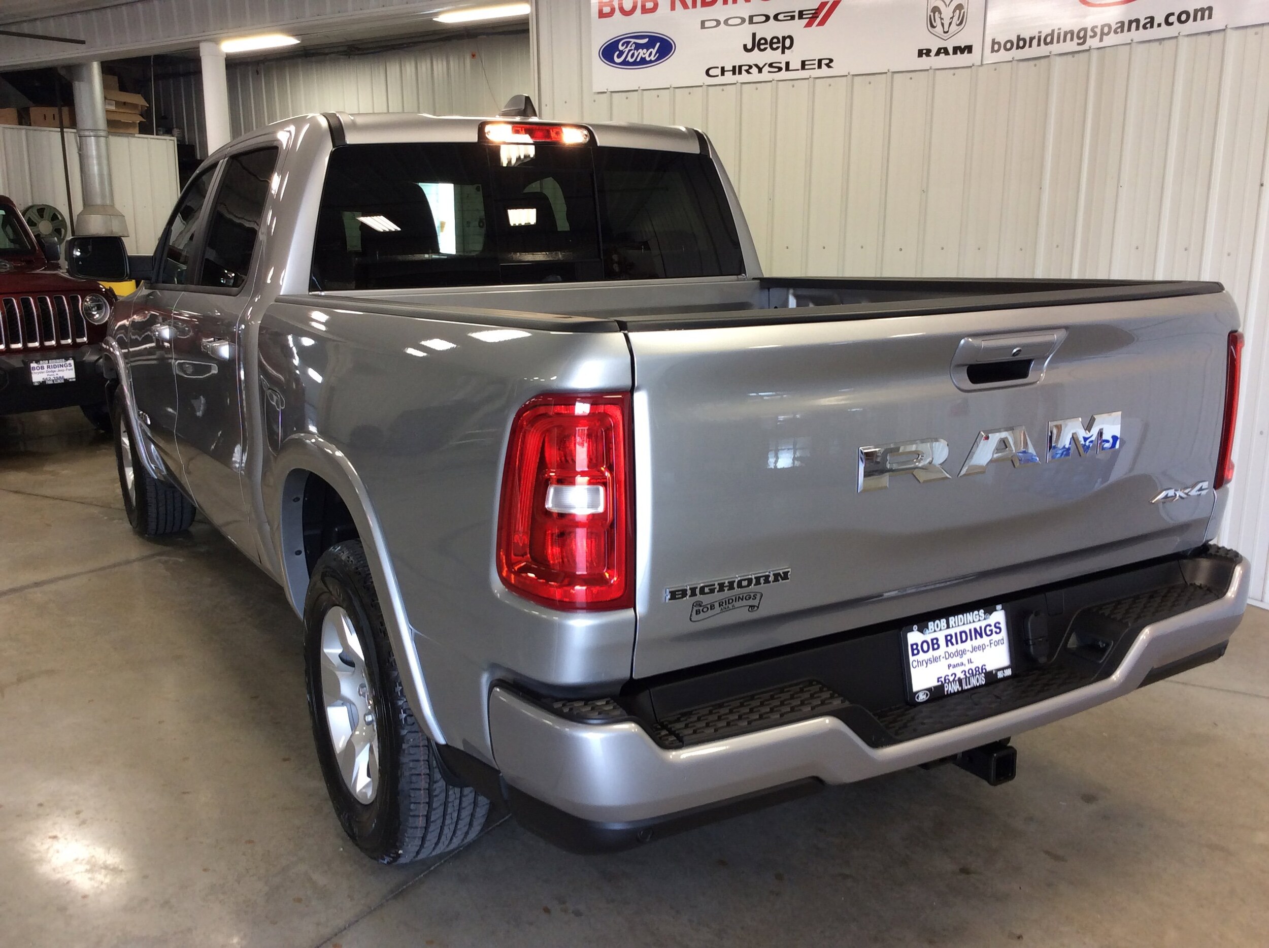 2025 Ram 1500 Lone Star photo 3