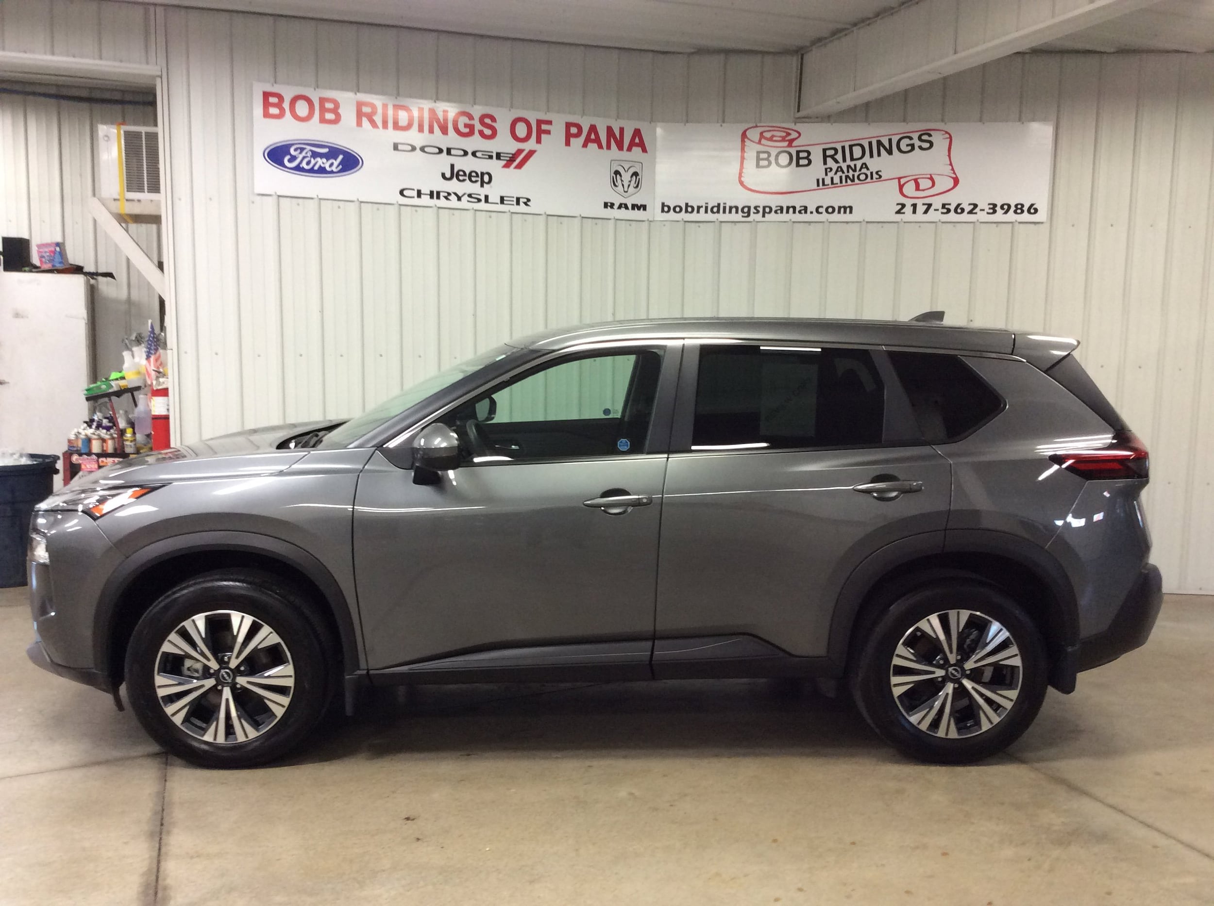 Used 2022 Nissan Rogue SV with VIN 5N1BT3BB1NC705522 for sale in Pana, IL