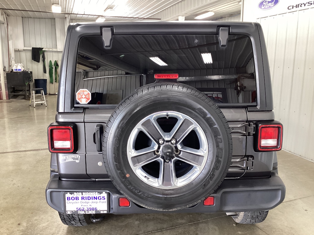 Used 2019 Jeep Wrangler Sahara SUV