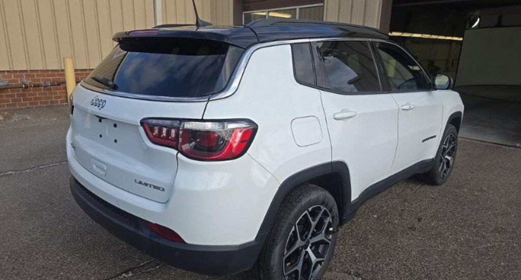 Used 2025 Jeep Compass Limited SUV