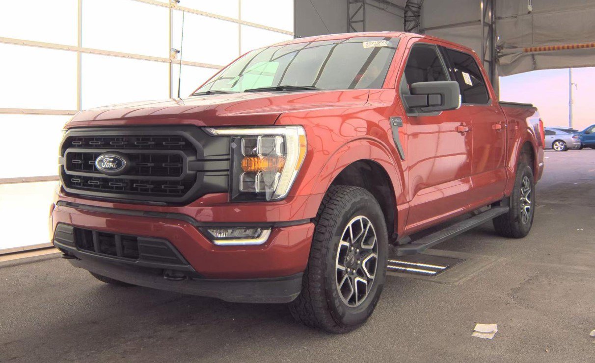 2023 Ford F-150 XLT's photo