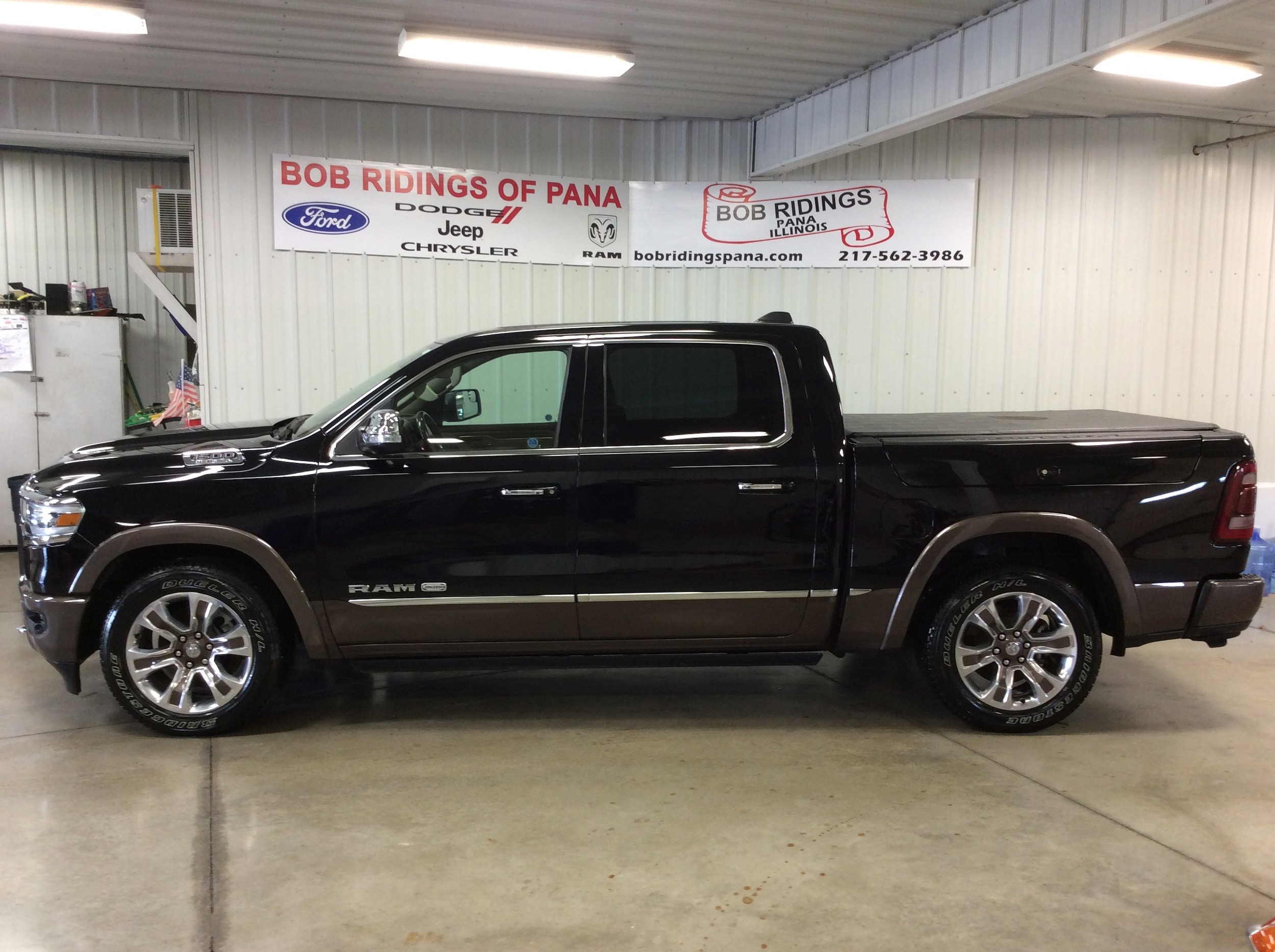 Used 2020 RAM Ram 1500 Pickup Longhorn with VIN 1C6SRFKT0LN197114 for sale in Pana, IL