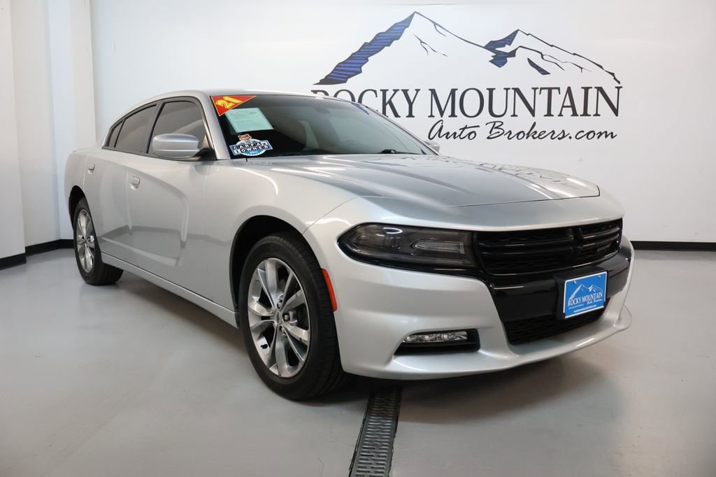 2020 Dodge Charger SXT AWD's photo