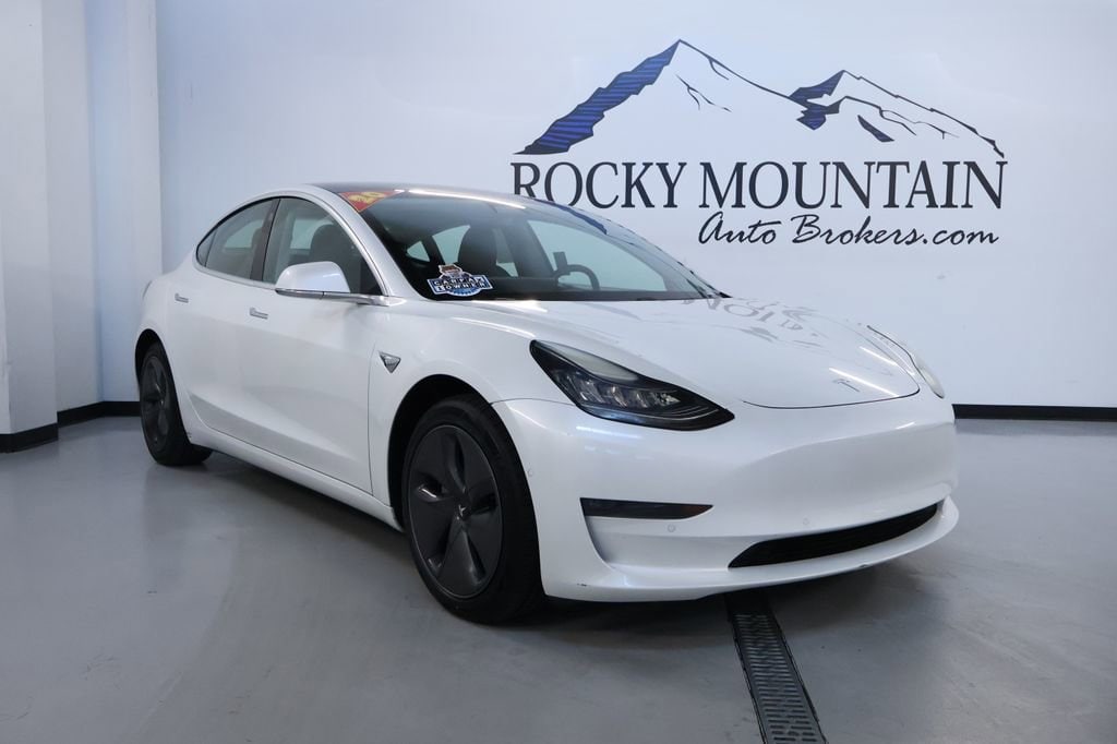 2020 Tesla Model 3 Base