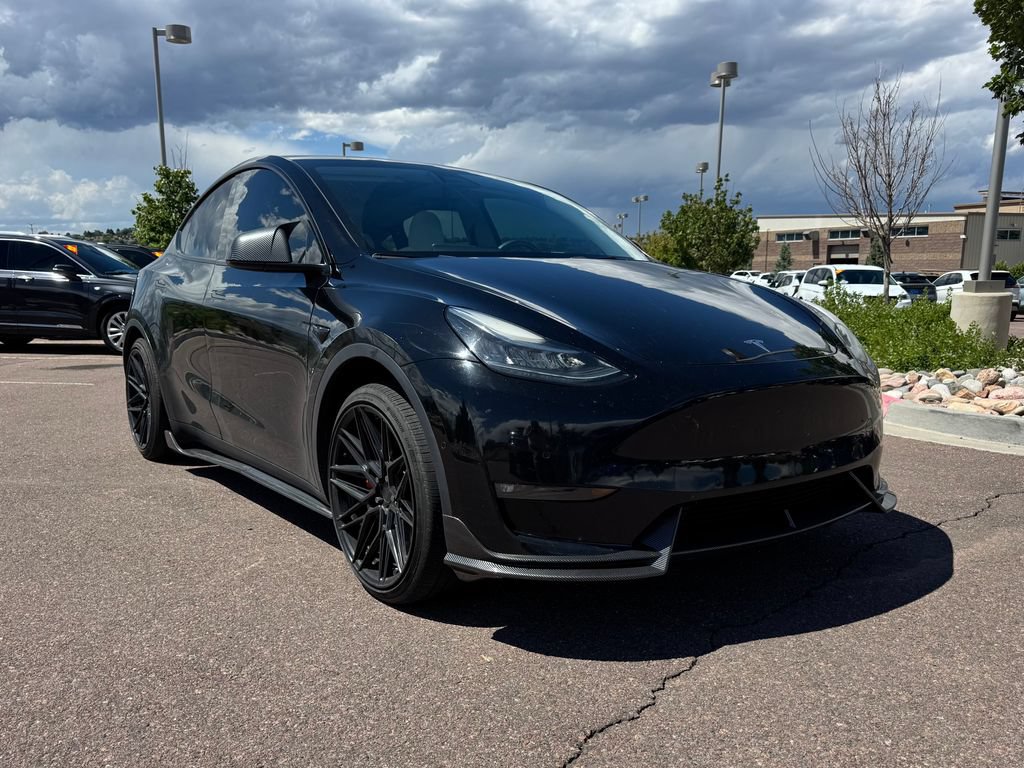 2021 Tesla Model Y Long Range Dual Motor All-Wheel Drive's photo