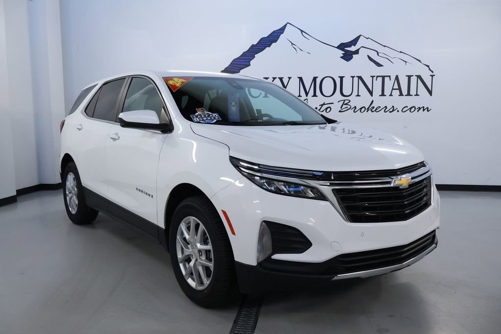 2024 Chevrolet Equinox LT's photo