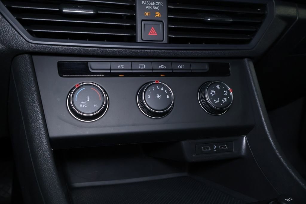 2022 Volkswagen Jetta Sport - Photo 30