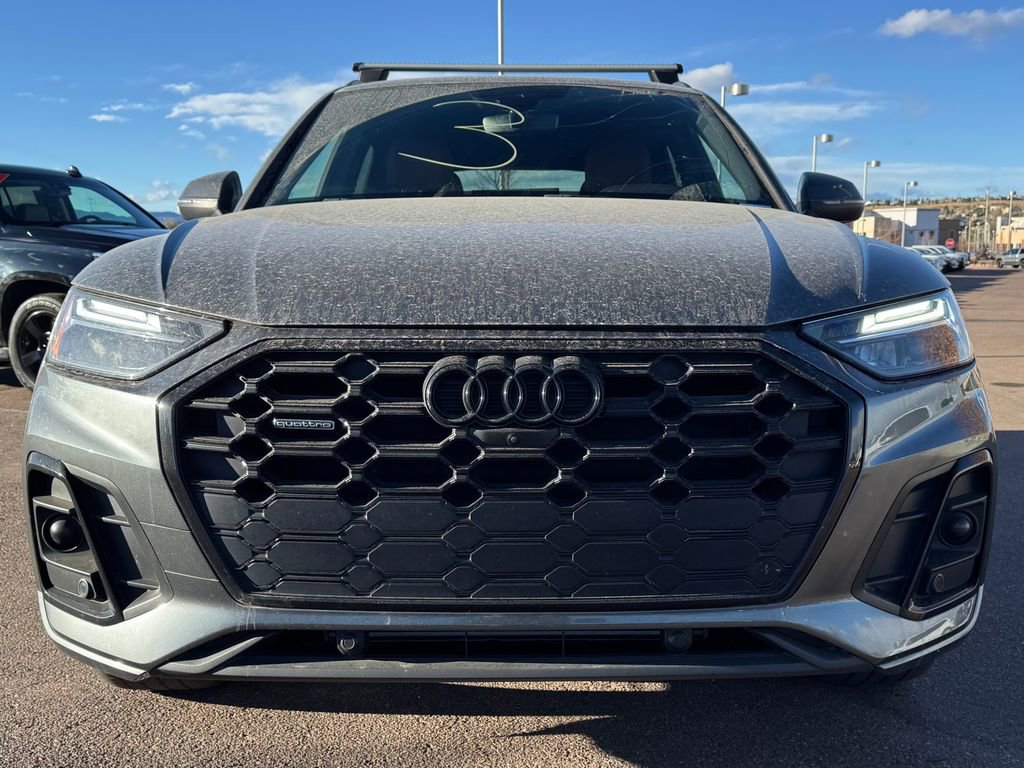 2022 Audi Q5 S line Premium Plus photo 2
