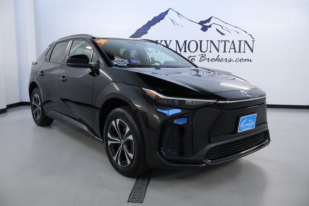 2024 Toyota bZ4X XLE
