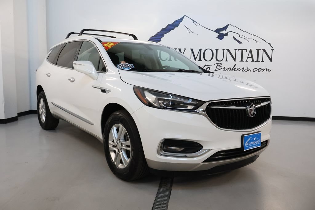 2020 Buick Enclave Essence AWD's photo