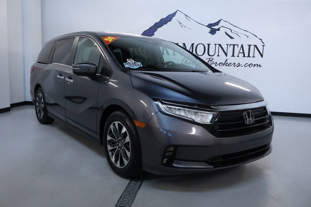 2024 Honda Odyssey EX-L's photo
