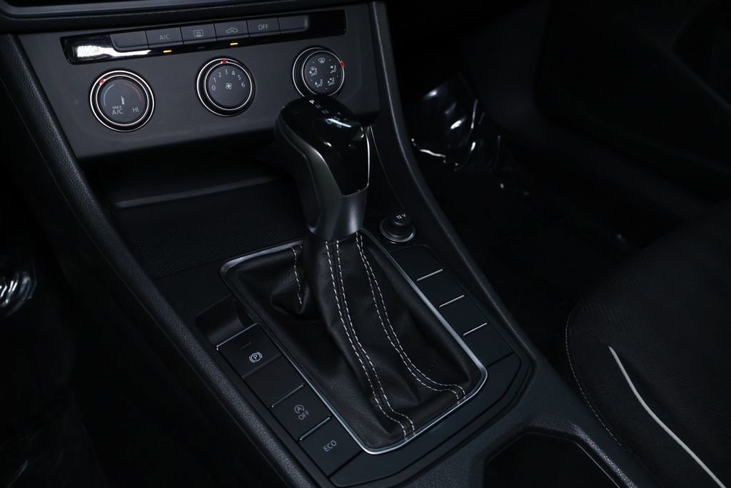 2022 Volkswagen Jetta Sport - Photo 31