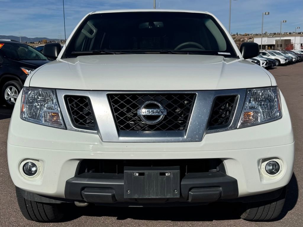 2020 Nissan Frontier SV photo 2