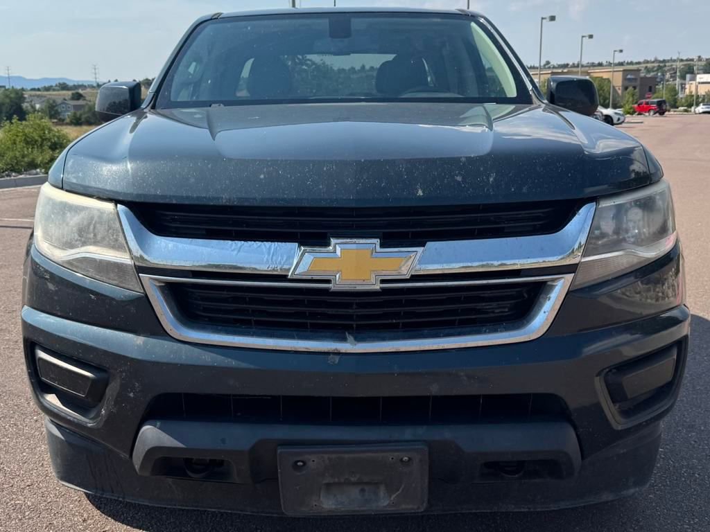 2018 Chevrolet Colorado LT photo 2