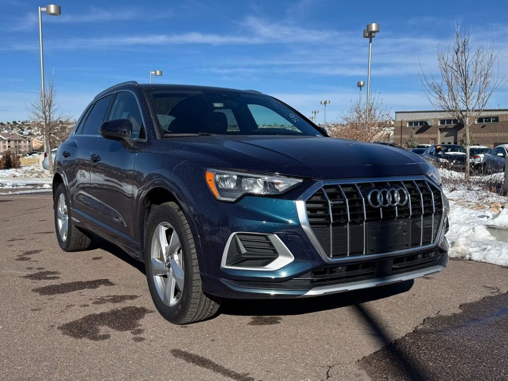 2020 Audi Q3 S Line Premium's photo