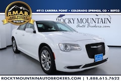 2017 Chrysler 300 Limited Sedan