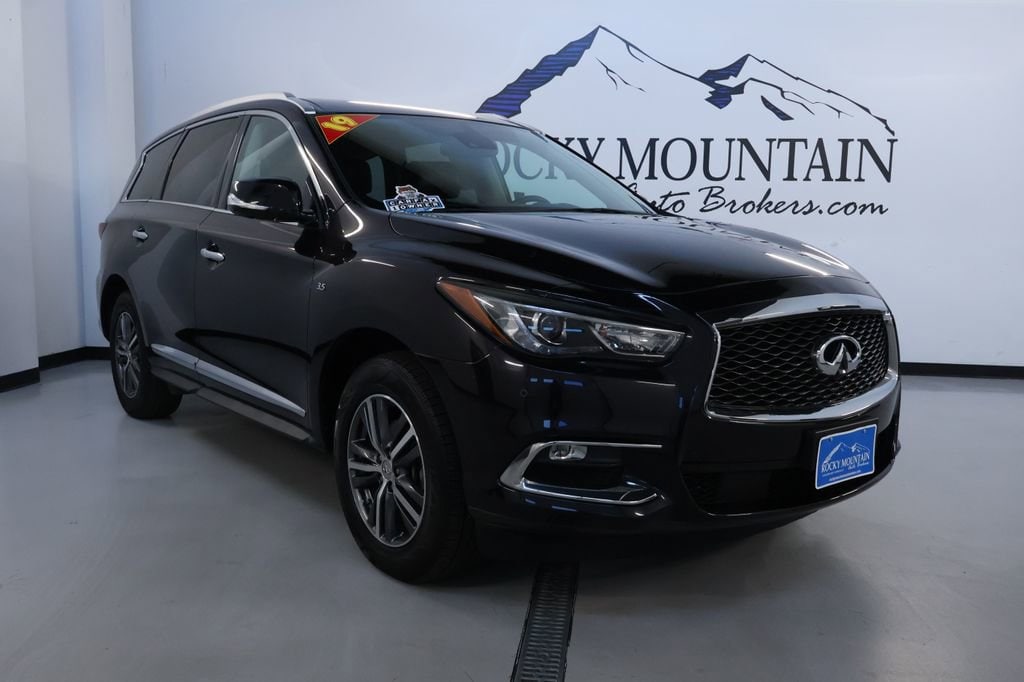 2019 INFINITI QX60 LUXE AWD's photo