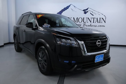 2024 Nissan Pathfinder SV SUV