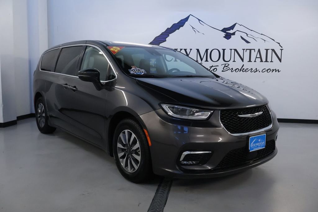 2023 Chrysler Pacifica Hybrid