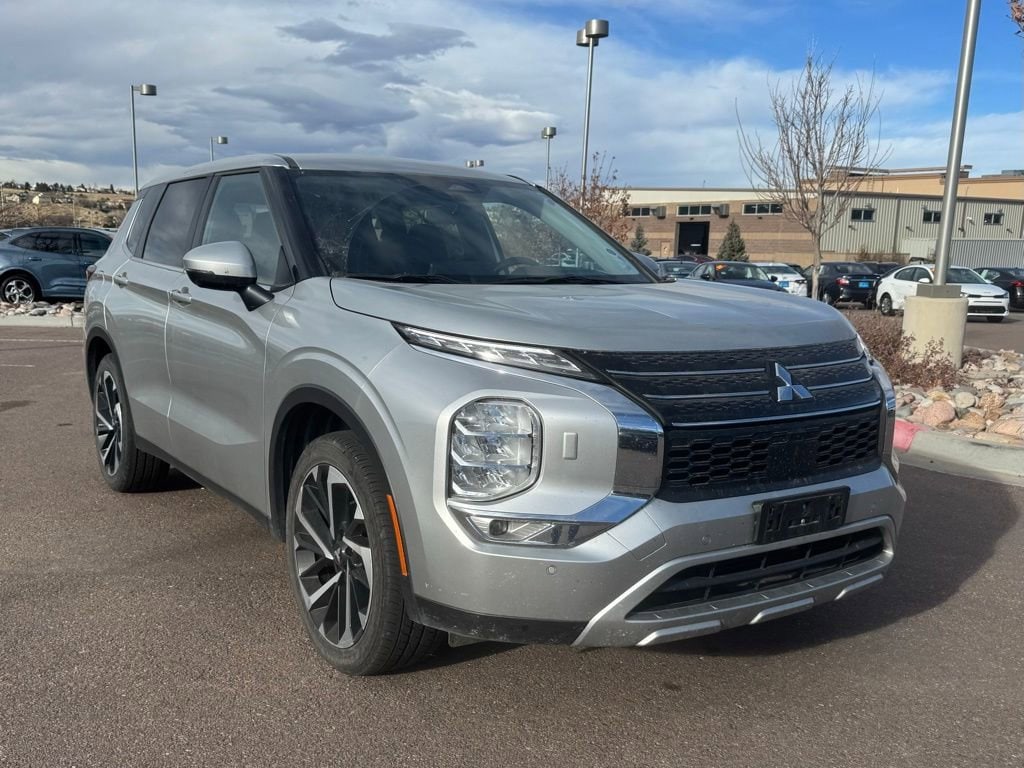 2024 Mitsubishi Outlander