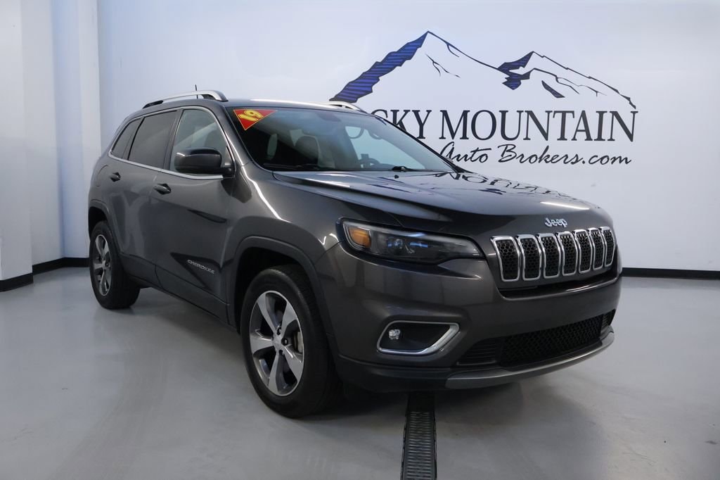 2019 Jeep Cherokee Limited 4X4's photo