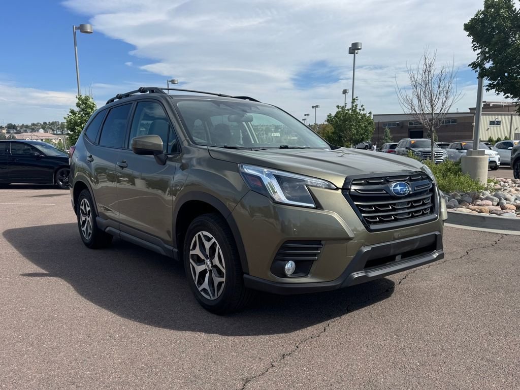 2023 Subaru Forester Premium's photo