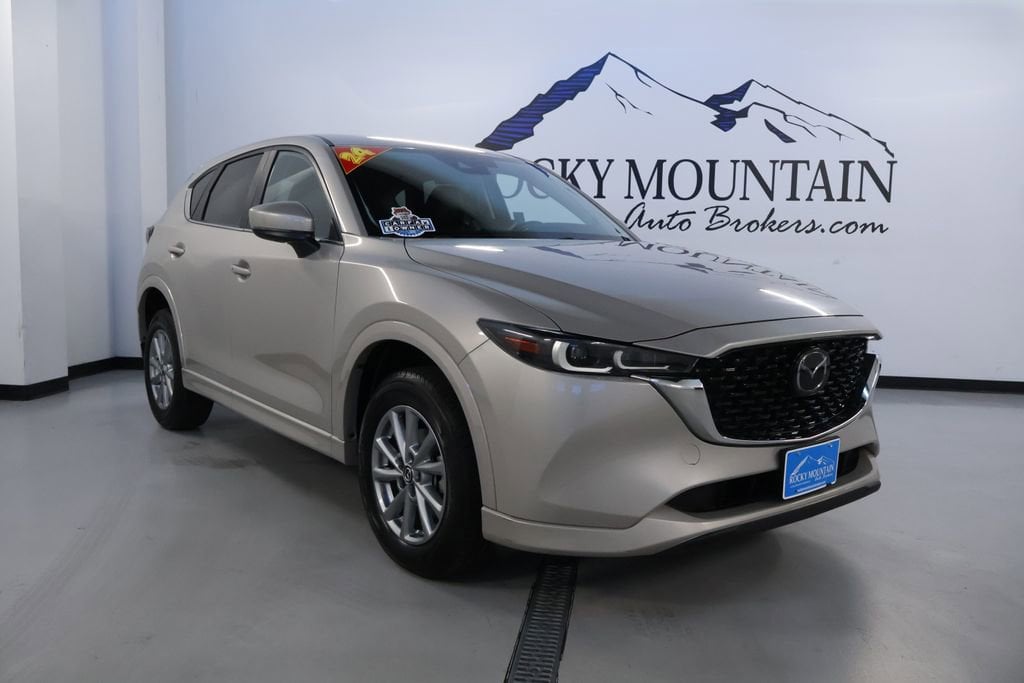 2024 Mazda CX-5 S Select Package Auto AWD's photo