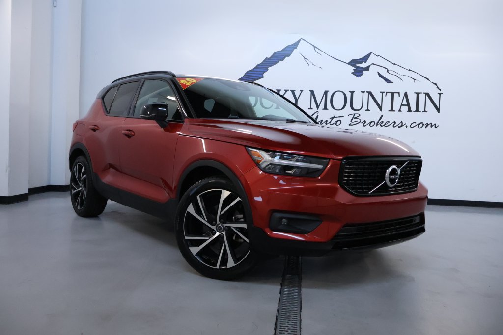 2020 Volvo XC40