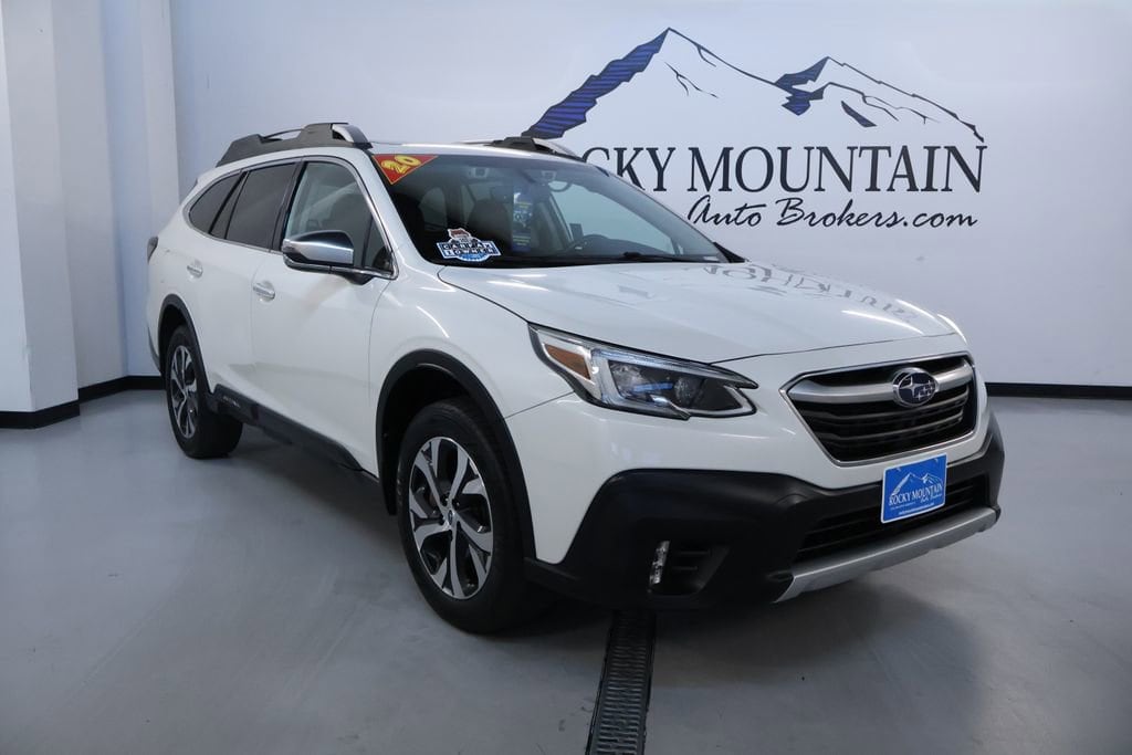 2020 Subaru Outback Touring XT's photo