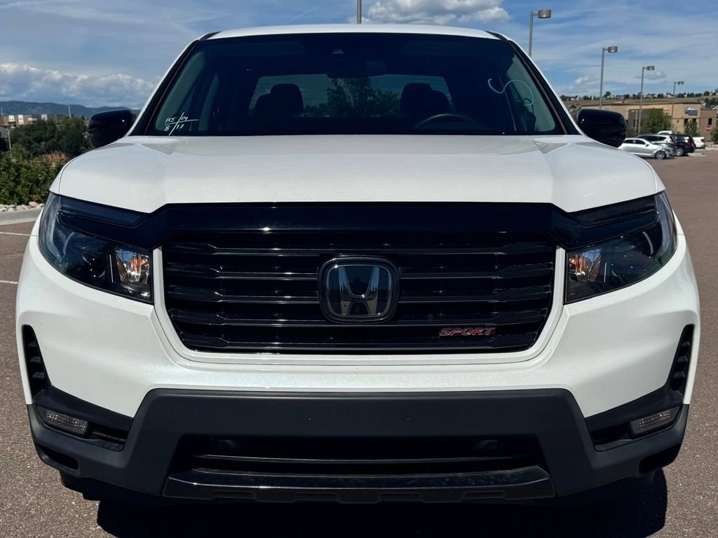 2023 Honda Ridgeline Sport photo 2