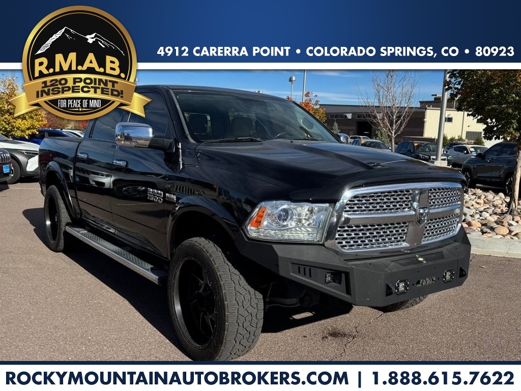 2017 RAM Ram 1500 Pickup Laramie