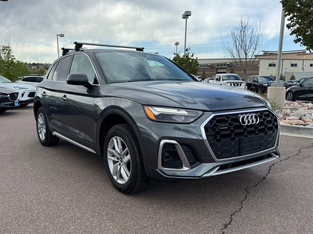2022 Audi Q5 45 Premium's photo