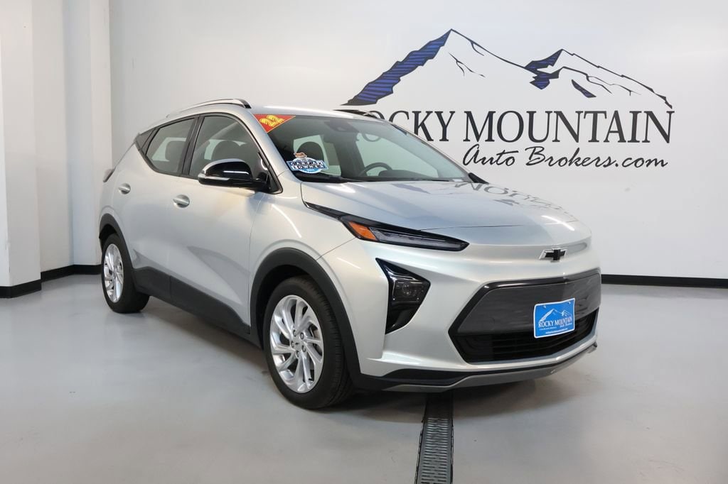 2022 Chevrolet Bolt EUV LT's photo