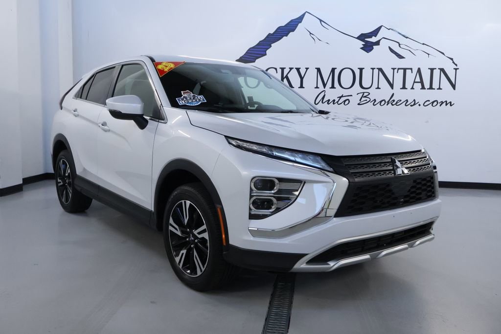 2025 Mitsubishi Eclipse Cross SE S-AWC's photo