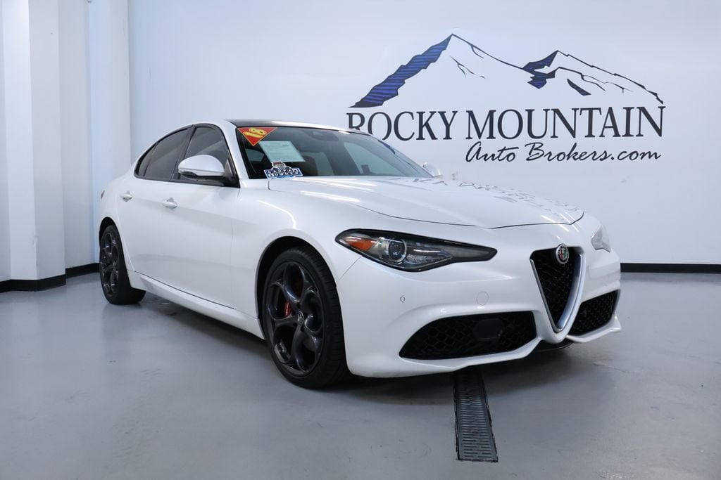 2018 Alfa Romeo Giulia 2.0 Ti Sport Auto AWD's photo