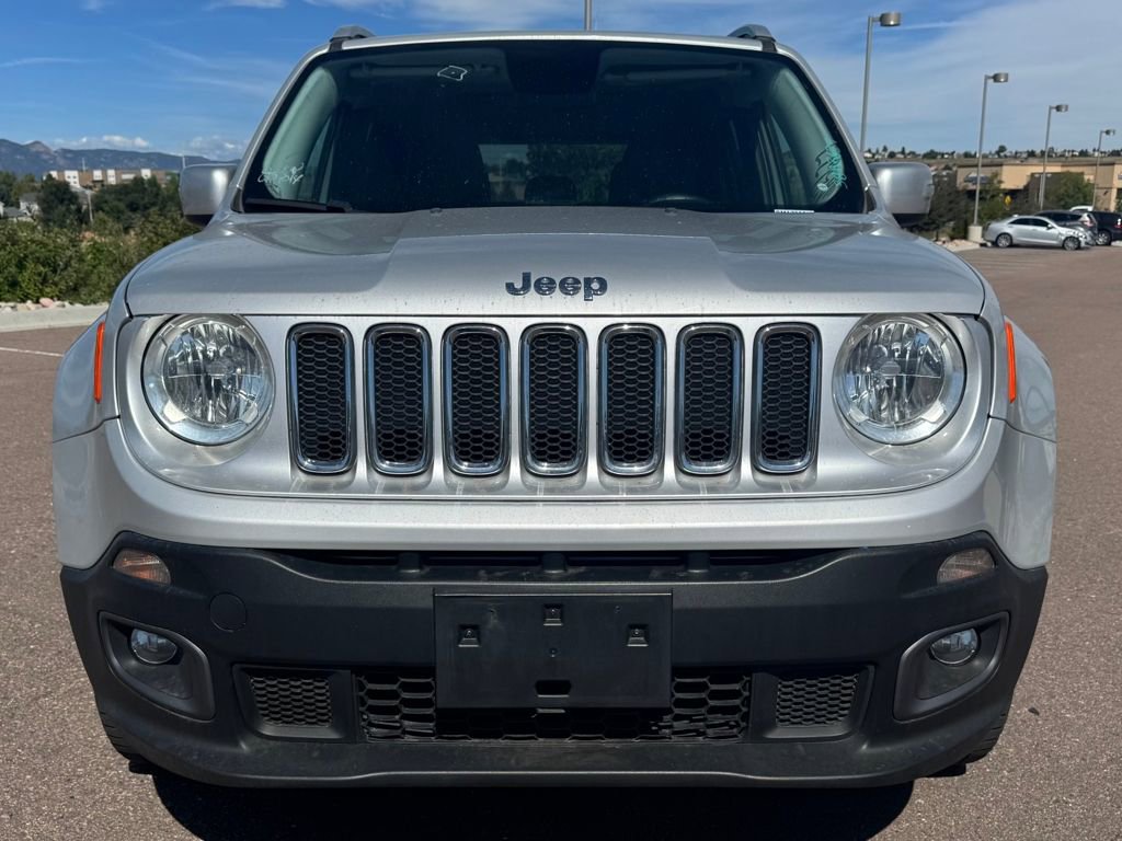 2016 Jeep Renegade Limited photo 2