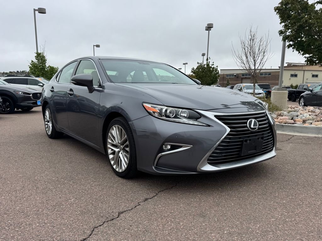 2016 Lexus ES 350 350's photo
