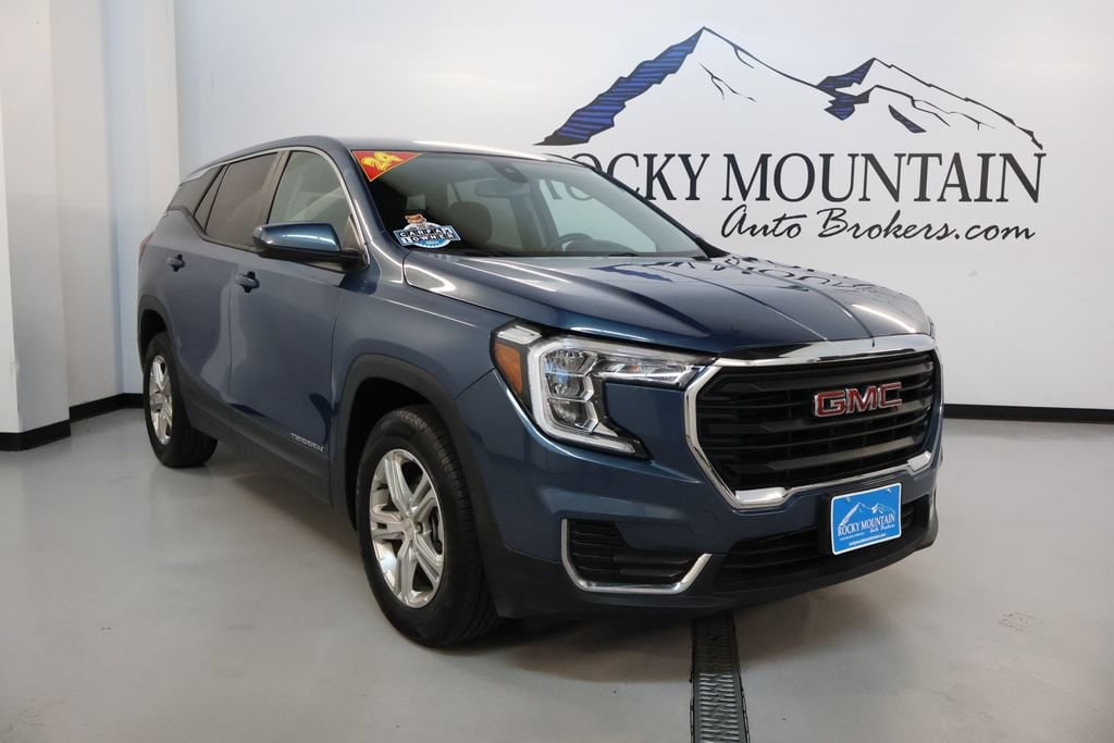 2024 GMC Terrain SLE AWD's photo