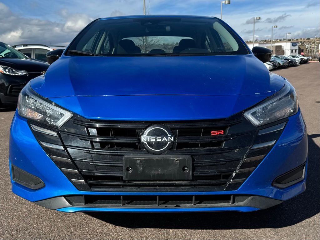 2023 Nissan Versa SR photo 2