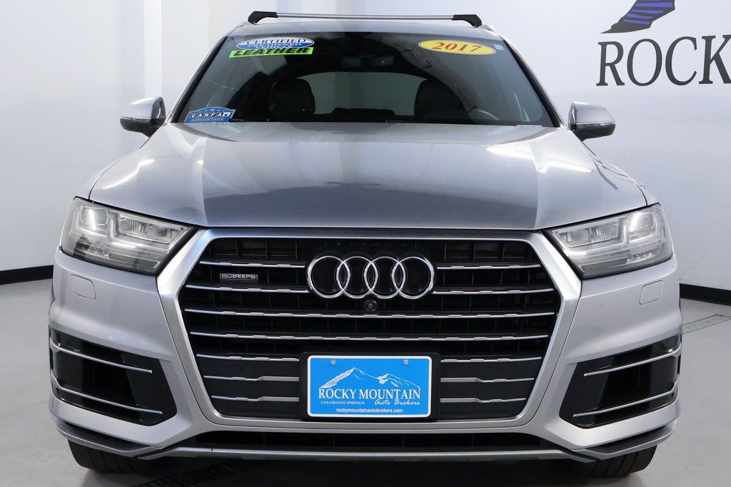 2017 Audi Q7 Premium Plus photo 2