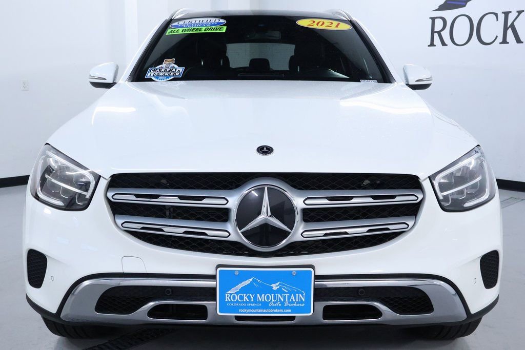2021 Mercedes Benz GLC 300 photo 2