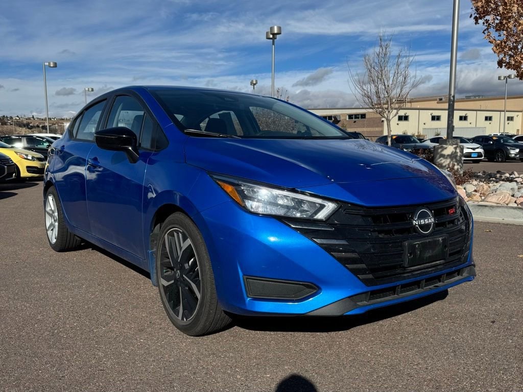 2023 Nissan Versa Sedan SR