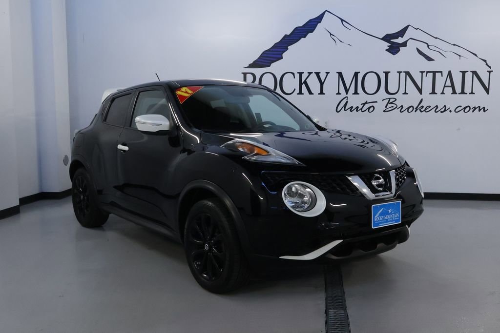 2017 Nissan Juke SV's photo