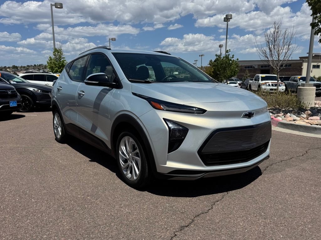 2022 Chevrolet Bolt EUV LT's photo